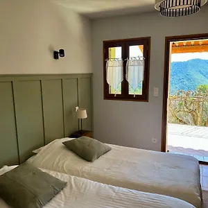 Des Eglantiers Hébergement de vacances Propiac